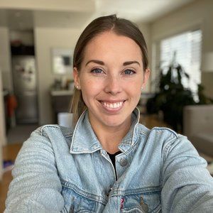 Meet your Posher, Leah